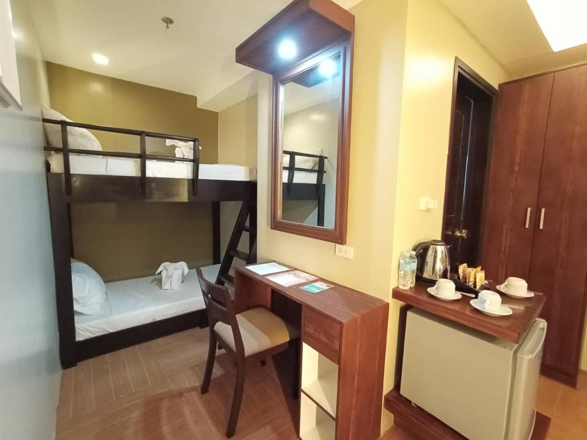 Treasure Island Hotel With Mini Water Adventure Masbate City Exterior photo