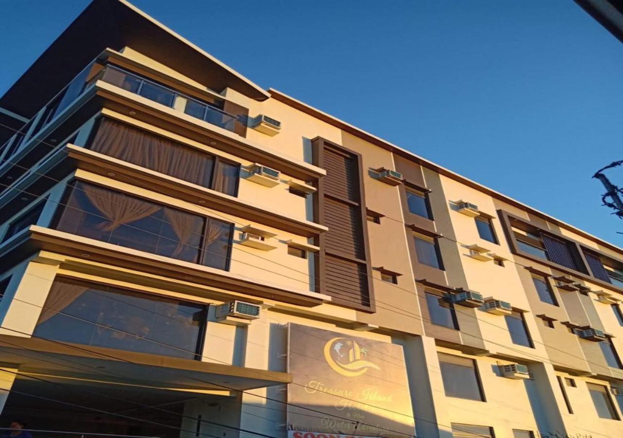 Treasure Island Hotel With Mini Water Adventure Masbate City Exterior photo